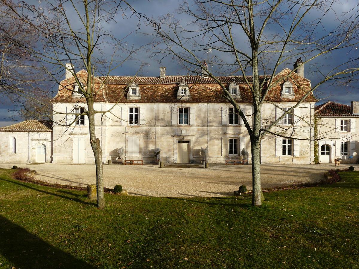 Chateau Manoir De La Leche Touvre Kültér fotó